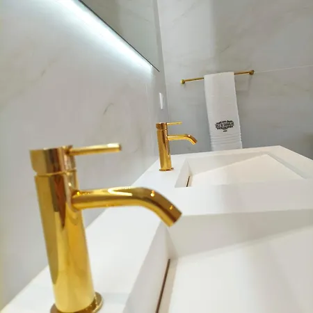 Wine House - Quinta Vale De Carvalho Kır Evi *