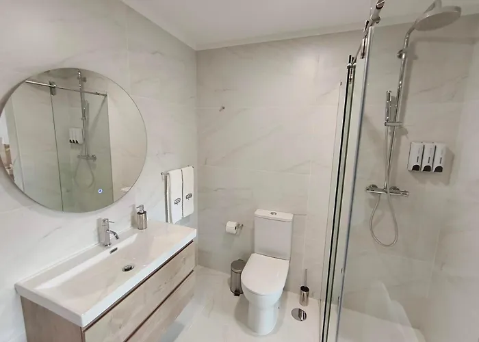 Wine House - Quinta Vale De Carvalho * Torre De Moncorvo