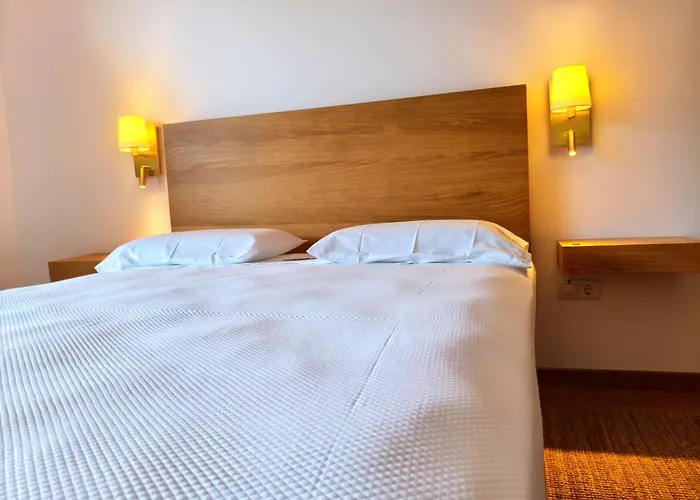 Wine House - Quinta Vale De Carvalho * Torre De Moncorvo